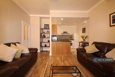 2 bedroom flat to rent, Wilson Street, Glasgow, G1