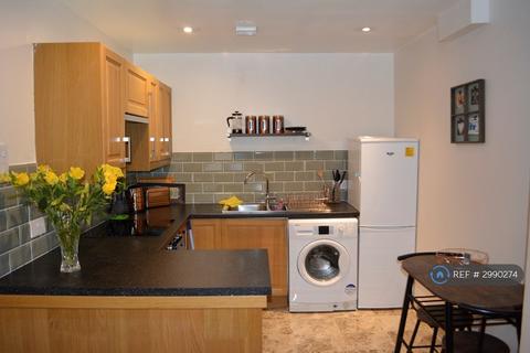 2 bedroom flat to rent, Wilson Street, Glasgow, G1