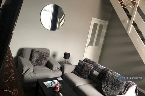 3 bedroom terraced house to rent, Houghton Street, Sunderland, SR4