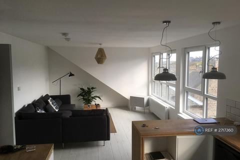 2 bedroom flat to rent, Summerfield Terrace, Aberdeen, AB24