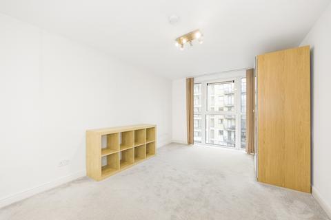 2 bedroom apartment to rent, Glaisher Street London SE8
