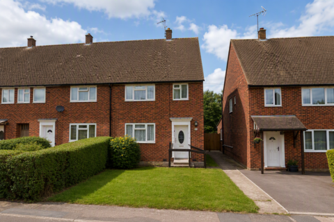 4 bedroom semi-detached house to rent, Mayors Croft, Coventry, CV4