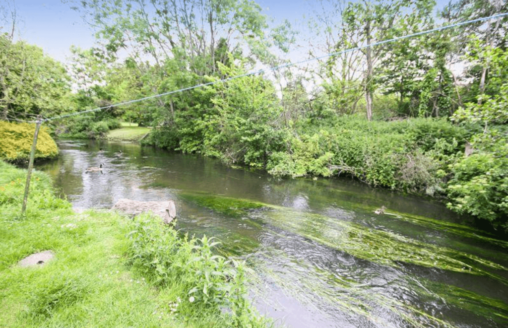 Apartment in London, Harmondsworth - View 6
