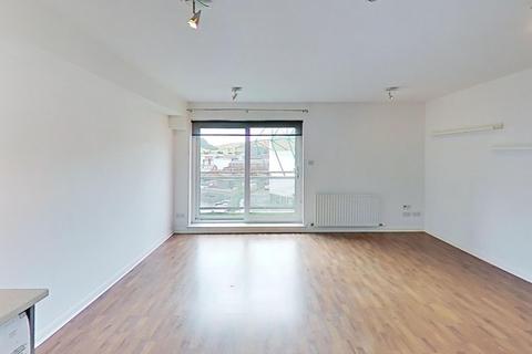 2 bedroom flat to rent, Hawkhill Close, Edinburgh, Midlothian, EH7
