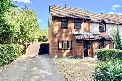 2 bedroom end of terrace house for sale, Mccormick Drive, Telford TF1