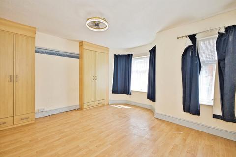 3 bedroom semi-detached house for sale, Orchard Street, YEOVIL