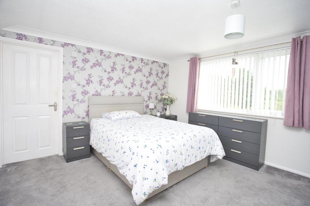House in Dover, Sholden - More