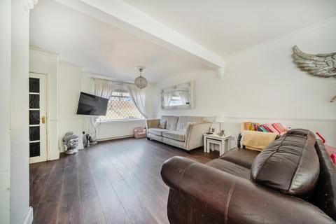 4 bedroom semi-detached house for sale, Martens Avenue, Bexleyheath, Kent, DA7