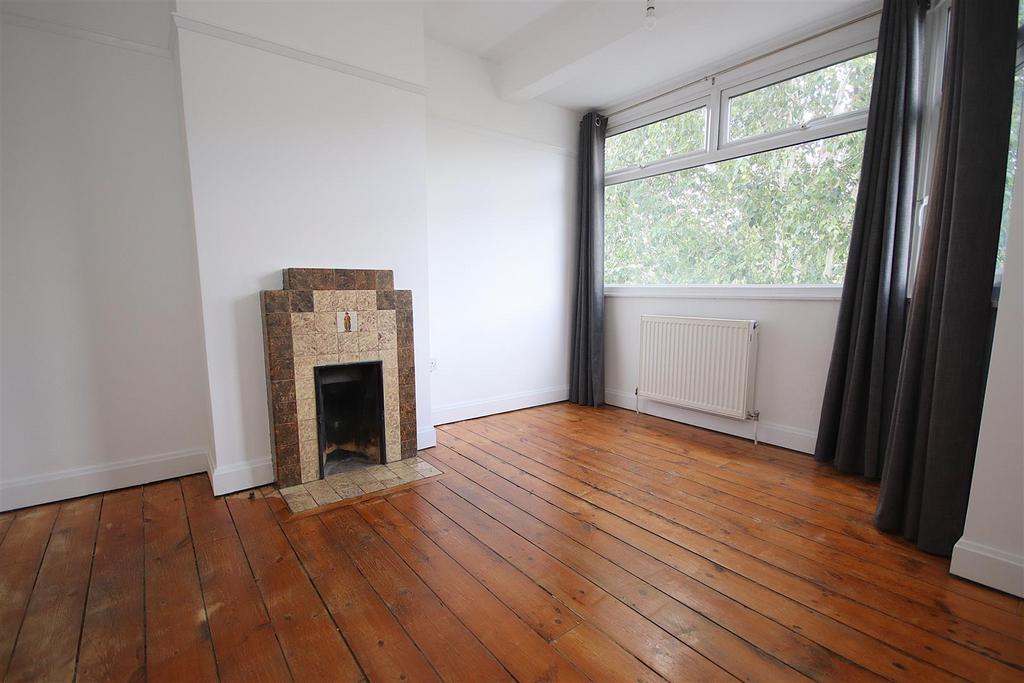 House in Cambridge, Romsey - More