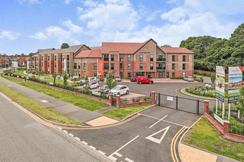2 bedroom apartment for sale, Deans Park Court, Kingsway, Stafford, Staffordshire, ST16 1GD