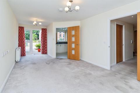 2 bedroom apartment for sale, Deans Park Court, Kingsway, Stafford, Staffordshire, ST16 1GD