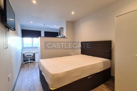 Studio to rent, Renaissance Works, New Street, Huddersfield, HD1 2AT
