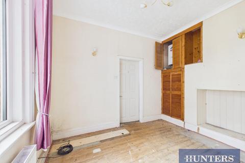 2 bedroom flat for sale, Cardigan Road, Bridlington