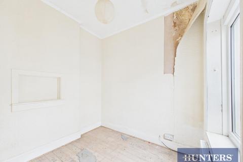 2 bedroom flat for sale, Cardigan Road, Bridlington
