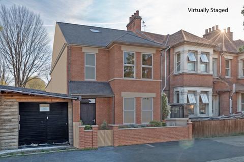 4 bedroom detached house for sale, Agnew Road, London, London, SE23