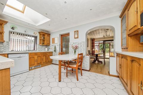 3 bedroom detached bungalow for sale, St. Augustines Gardens, Ipswich