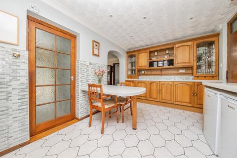 3 bedroom detached bungalow for sale, St. Augustines Gardens, Ipswich