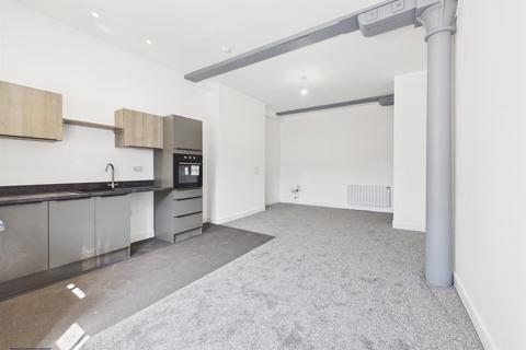 2 bedroom apartment to rent, Standidge Building, 9 Chapel Lane, Hull