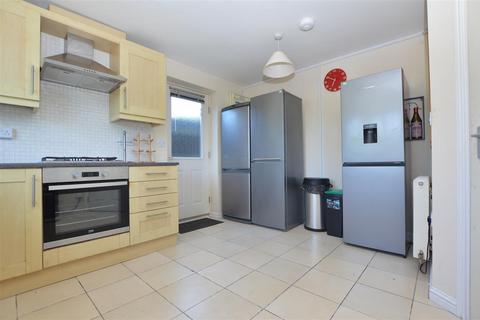 6 bedroom detached house to rent, Rimer Close, Norwich