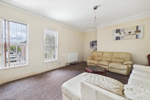 3 bedroom flat to rent, Albert Avenue, Anlaby Road, Kingston Upon Hull