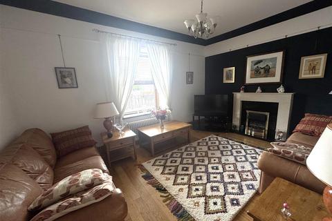 2 bedroom flat for sale, New Road, Ystradowen, Swansea