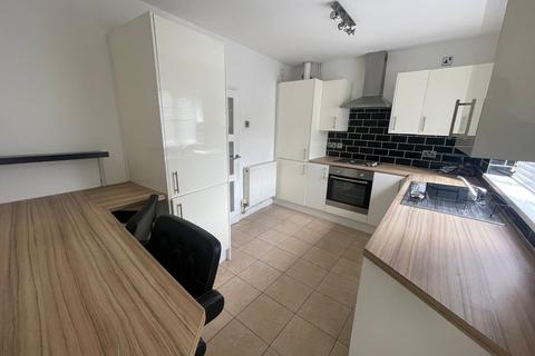 2 bedroom terraced house to rent, Pryme Street, Anlaby, HU10