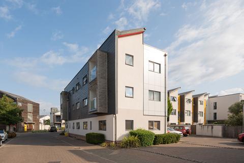 Cairns Avenue, Mitcham, London, SW16