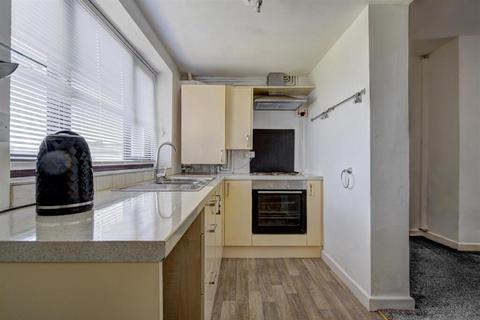 2 bedroom terraced house to rent, Bolton Road, Aspull, Wigan
