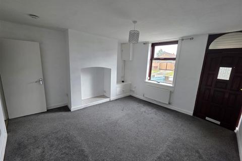 2 bedroom terraced house to rent, Bolton Road, Aspull, Wigan