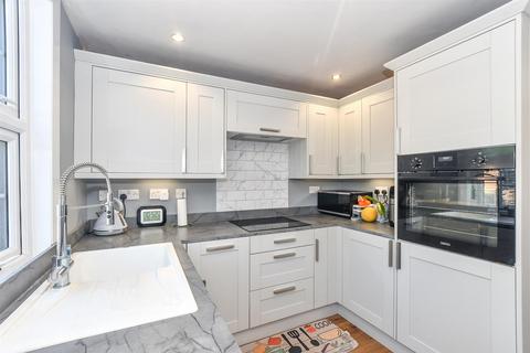 2 bedroom terraced house for sale, Priory Street, Tonbridge TN9