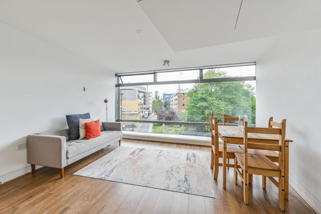 Apartment in London - View 3