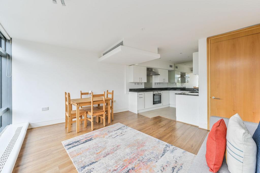 Apartment in London - View 5