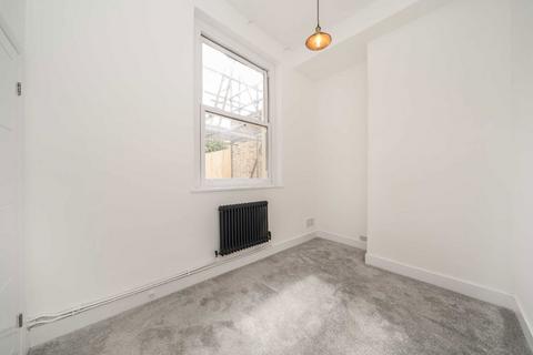 1 bedroom flat for sale, Wilberforce Road, London N4