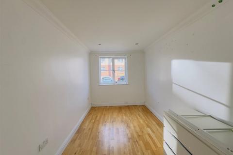 2 bedroom ground floor flat for sale, Devonshire Road, BEXLEYHEATH