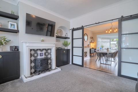 4 bedroom semi-detached house for sale, Croxdale Grove, Fairfield