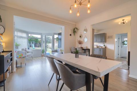 4 bedroom semi-detached house for sale, Croxdale Grove, Fairfield