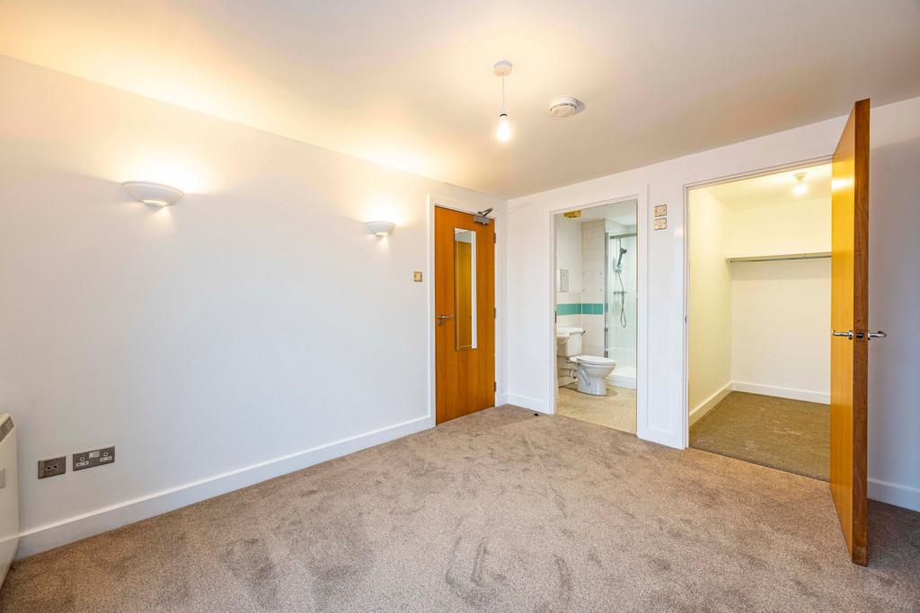 Upper College Street, Nottingham, NG1 - View 4