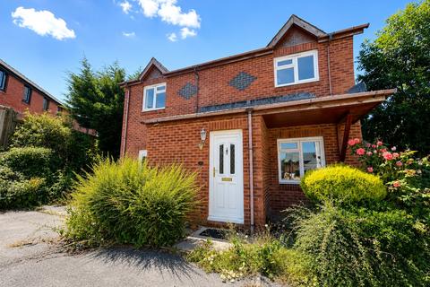 4 bedroom detached house for sale, Tudor Gardens, Haverfordwest SA61