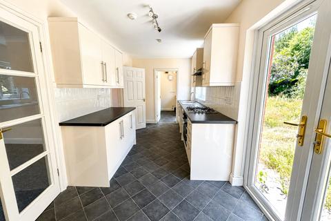 4 bedroom detached house for sale, Tudor Gardens, Haverfordwest SA61