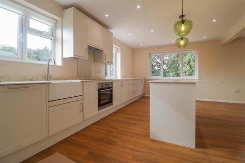 4 bedroom detached house to rent, Hare Park, Six Mile Bottom CB8