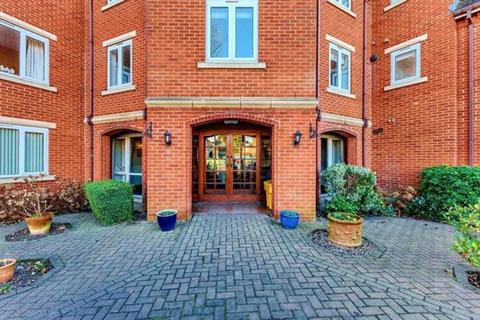 2 bedroom flat for sale, Alcester Road, Stratford-Upon-Avon CV37