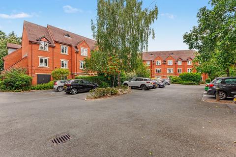 2 bedroom flat for sale, Alcester Road, Stratford-Upon-Avon CV37