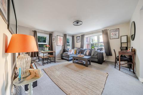 1 bedroom flat for sale, Franklin Court, Godalming GU8