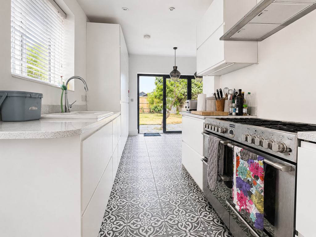 House in Talbot Village, Ensbury Park, Bournemouth - View 3