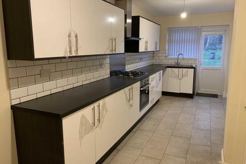 3 bedroom semi-detached house to rent, Newbridge Road, Bordesley Green