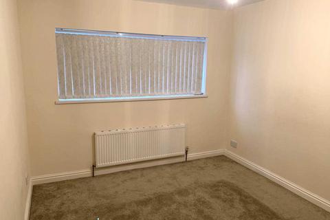 3 bedroom semi-detached house to rent, Newbridge Road, Bordesley Green