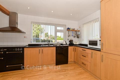 4 bedroom bungalow for sale, The Crescent, Horsham RH12