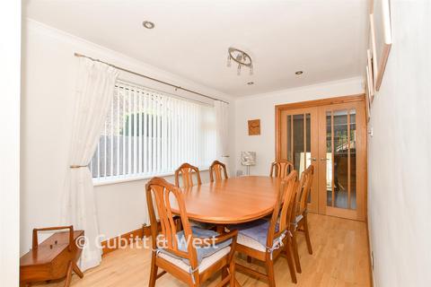 4 bedroom bungalow for sale, The Crescent, Horsham RH12