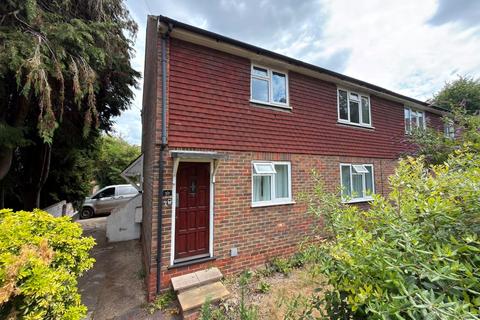 2 bedroom flat for sale, 1 Hunter House, Hunter Road, Guildford, Surrey, GU1 3LQ