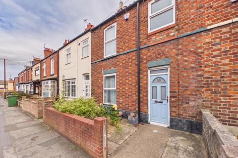 3 bedroom terraced house to rent, 3 Bed Mid-Terraced House, St. Johns Walk, Bridlington, YO16 4HJ